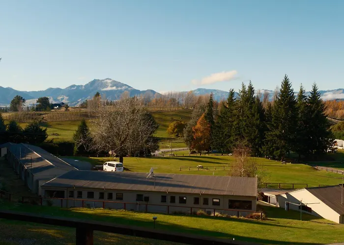 Sundale Nordic Villages Lodge *